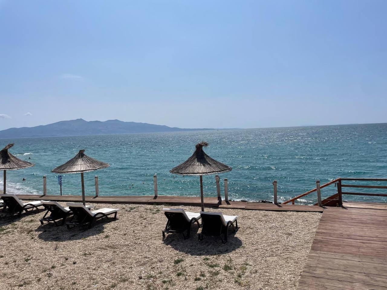 B&G Holiday Sarandë Exterior foto